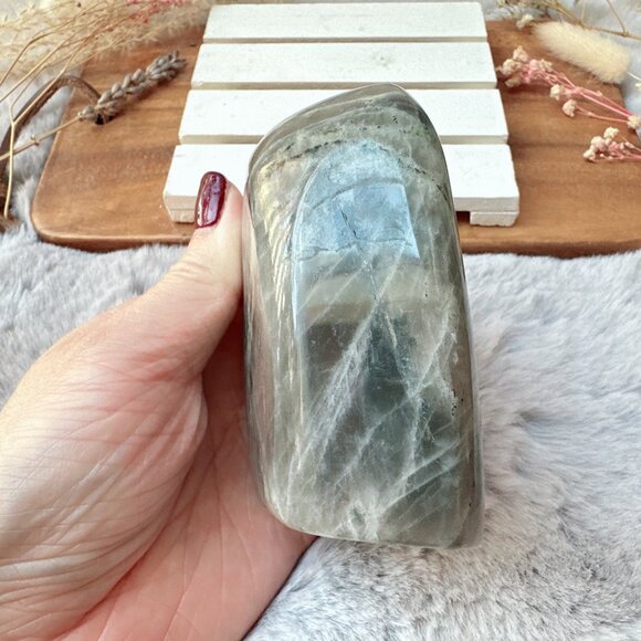 Beautiful Small Labradorite Free Form - Picture 8 of 9